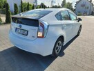 Toyota Prius - 4