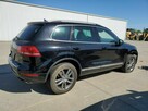 VOLKSWAGEN TOUAREG - 6