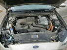 FORD FUSION SE HYBRID - 7