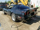 Chevrolet Corvette - 7