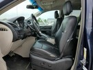 CHRYSLER TOWN & COUNTRY TOURING - 8