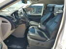 CHRYSLER TOWN & COUNTRY TOURING - 8