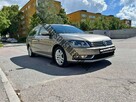 Volkswagen Passat - 2