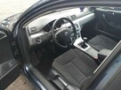 Volkswagen Passat - 8