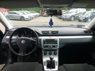 Volkswagen Passat - 9