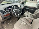 Chrysler Town & Country 7-osobowy - 9