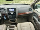 Chrysler Town & Country 7-osobowy - 14