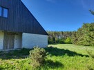 Dom w trakcie budowy nad jeziorem przy lesie - 10