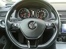 Volkswagen Passat automat, skóra , kamera - 13