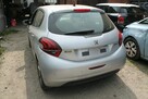 Peugeot 208 - 4