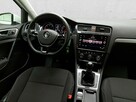 Volkswagen Golf - 10