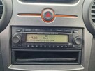 Kia Carens 2.0 Benzyna 144 KM, Skóra, Klima, Grzane Fotele, Alufelgi, Nawigacja - 15