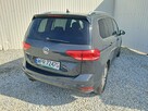 Volkswagen Touran - 4