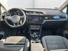 Volkswagen Touran - 9