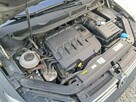 Volkswagen Touran - 12