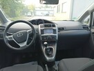 Toyota Verso Or. lakier, kamera, dokumentacja przebiegu, 7 osób, ładny - 11