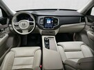 Volvo XC 90 - 9