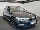 Volkswagen Passat - 1