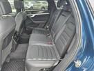 Volkswagen Touareg - 11