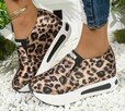 Nowe buty z wzorem Lamparcim (slipony) - 6