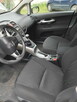 Toyota Auris 1.4 rocznik 2013 gaz - 5