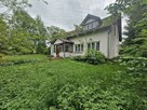 Dom wolnostojący z zabudowaniami gospodarczymi - 2