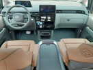 Hyundai Staria Luxury Dark - 9