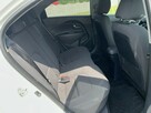 Kia Rio - 12