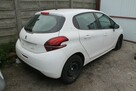 Peugeot 208 - 1