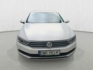 Volkswagen Passat - 2