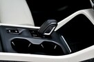 Volvo XC 40 2,0 150KM_D3_Harman-Kardon_Panorama_Led_Navi_Skóra_ - 15