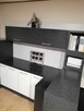 Meble kuchenne z laminatu HPL i blat z Corianu - 4