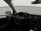 Volkswagen Golf - 10