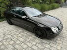Mercedes CLK 200 czarna na czarnych felgach - 12