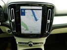 Volvo XC 40 z Gwarancja_Panorama Dach_Kamera_Skóra Beżowa_ - 16