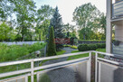 2 pokoje, oddzielna kuchnia, garaż, balkon - 2