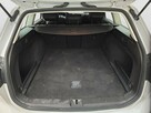 Volkswagen Passat - 13