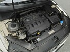 Volkswagen Passat - 14
