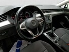 Volkswagen Passat - 11