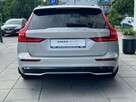 Volvo V60 B4(B) Plus Dark MY 2024 - 6