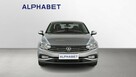 Volkswagen Passat 2.0 TDI EVO 150 KM 6 biegów Essence - 9