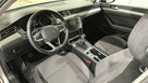Volkswagen Passat 2.0 TDI EVO 150 KM 6 biegów Essence - 11