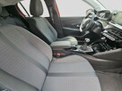 Peugeot 208 - 13