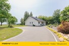 Rancho pod miastem z domem w stylu Hampton. - 12