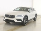 Volvo V60 Cross Country B5(B) Ultimate AWD Mild Hybrid - 1