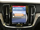 Volvo V60 T6 AWD Plus Dark Hybryda Plug-In MY 2025 - 12