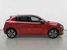 Peugeot 208 - 8