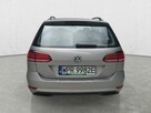 Volkswagen Golf - 6