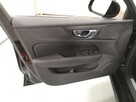 Volvo V60 T6 AWD Plus Dark Hybryda Plug-In - 11