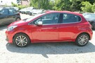 Peugeot 208 - 8